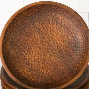 Hot Seller de haute qualité écologique bol à salade en bois d'acacia fait à la main conception martelée en gros pour une utilisation en cuisine - Product Image 2