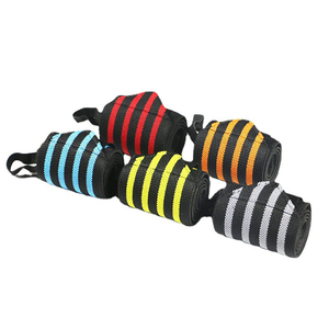 BLUE EAGLE SPORTS Muñequeras de levantamiento de pesas de neopreno de alta calidad respetuosas con el medio ambiente con soporte Flexible para gimnasio Fitness - Product Image 3