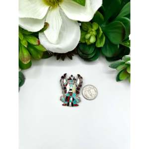 Pendentif/Épingle Zuni fait main en argent sterling avec pierres multicolores, plaqué rhodium, breloque religieuse ornée d'améthyste et de perles - Product Image 2