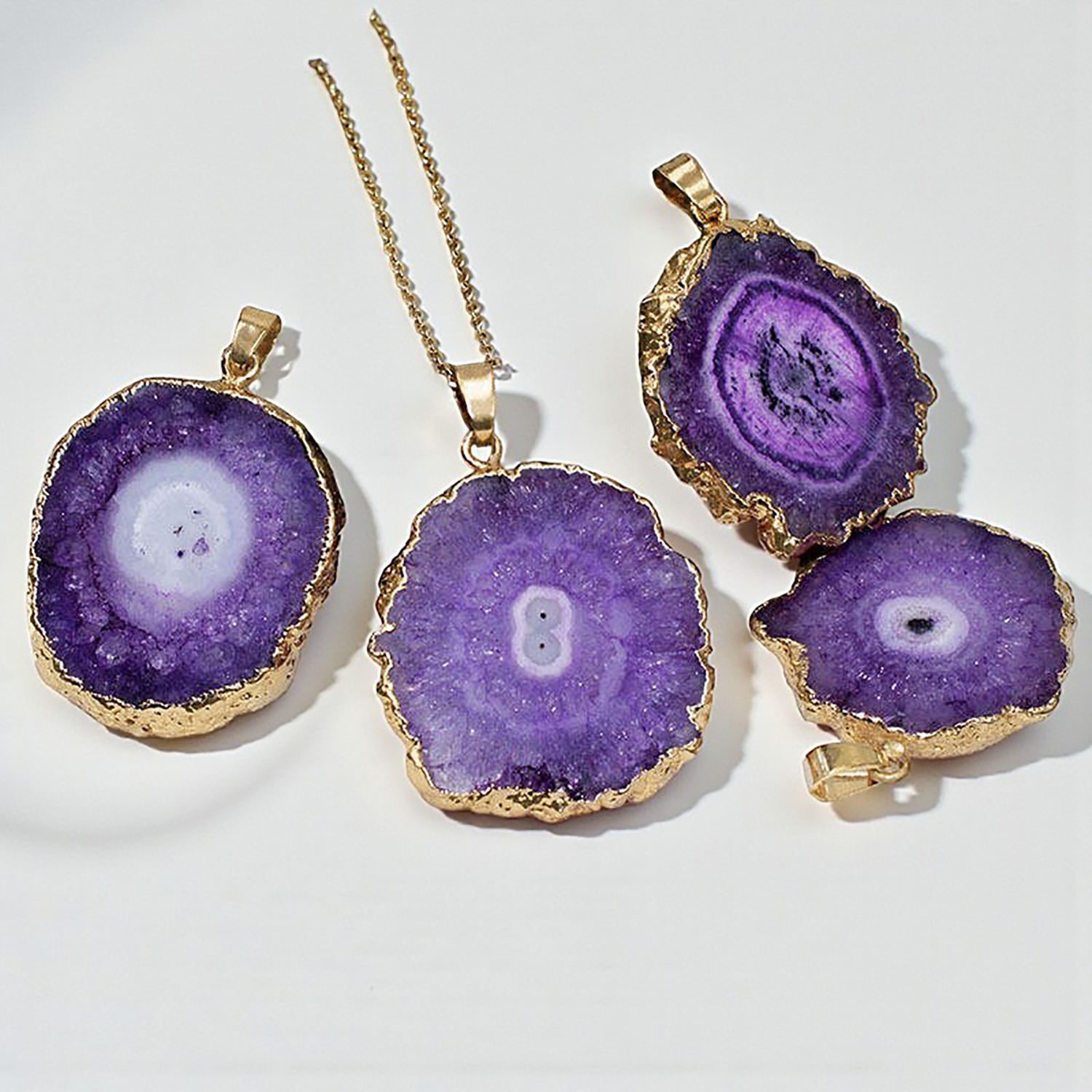 ควอตซ์ดรูซี่สีม่วง