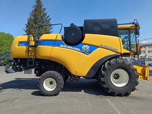 Bon marché Original New And Hollandd CX6090 Moissonneuse-batteuse à vendre - Product Image 4