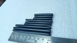 Pipas de pelo de hueso Delgado negro Calidad Premium para abalorios y manualidades Venta al por mayor Pipas de pelo de hueso negro perfectas para joyería - Product Image 2