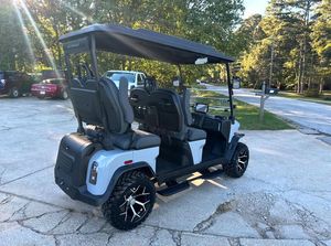 รถกอล์ฟ4ที่นั่งหรูหราอายุการใช้งานแบตเตอรี่ยาวนานรถเข็นกอล์ฟสำหรับกฎหมายถนนรถเข็นกอล์ฟไฟฟ้า - Product Image 3