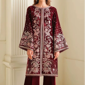 Robe de soirée/mariage de créateur indien/pakistanais avec broderie lourde @ 2025 - Product Image 1