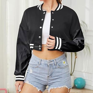 Chaqueta Corta Entallada Negra Estilo Letterman para Mujer con Bordado Personalizado, Forro de Nailon con Acabado Crudo - Servicio OEM al por Mayor - Product Image 2