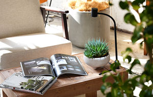 Chevron en forma de 7W LED Lámpara de escritorio Bajo costo Buena recomendación para el cultivo de interiores Luces de soporte de plantas alimentadas por CA - Product Image 5