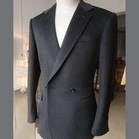 Costume Homme Gris Anthracite Brossé Croisé à Boutons Bas, Revers Pointus, Poches à Rabat – Costumes d'Affaires Homme Sur Mesure (MTM)