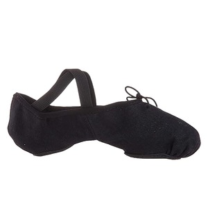 Zapatos de baile de ballet plegables de satén negro de tendencia superior Encuadernación elástica cruzada y suela de cuero a la venta - Product Image 5