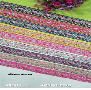 Cordones Bordados florales hechos a medida con lentejuelas de 1,5 pulgadas de ancho en ocho diseños étnicos para diversos fines - Product Image 4