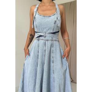 Robe en jean mi-longue à ceinture pour femme, style délavé, vente en gros - Product Image 2