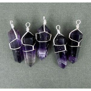 Pendentif en fil enroulé de fluorite verte de haute qualité pour l'équilibrage des chakras et la guérison - Product Image 1