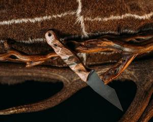 Lame enduite de poudre noire faite à la main avec le cadeau de couteau de chasse de manche en bois pour votre père et frère. - Product Image 6