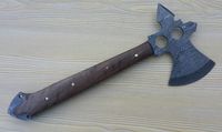 Outil en acier de Dmascuss de hache Viking forgée à la main de Smith pour le camping en plein air de qualité industrielle avec hachette et couvercle