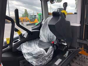 Chargeuse compacte sur pneus JCB 2TS-7T robuste, diesel, 4x4, avec chargeur frontal et pelle arrière, machine de construction certifiée, garantie disponible - Product Image 4