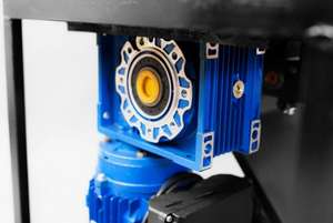 Guillotine électrique Altair S pour couper le tabac, les herbes, le CBD, les feuilles de chicha - Compatible 110V/220V - Garantie 1 an - Product Image 2