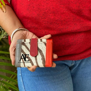 Bolso de mano de piel de vaca, billetera informal con estilo, tarjetero, pequeño, de cuero - Product Image 1