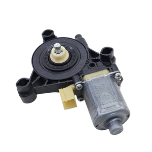 มอเตอร์ไฟฟ้ากระจกหน้าต่างด้านหน้าขวา AUDI A3 Sportback Series (8VA) 5Q0959801B (12>18) - Product Image 6