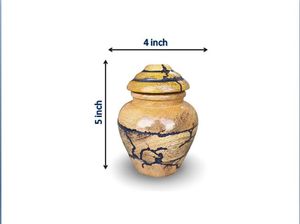Urna de cremación de madera de alta resistencia con tallas artísticas diseñadas para preservar recuerdos y ofrecer comodidad durante el servicio funerario - Product Image 6