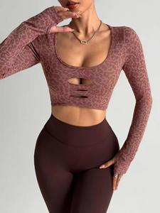 Soutien-gorge de sport personnalisé à manches longues pour femme, vente en gros, vêtements de sport en vrac, haut court de fitness de haute qualité avec maintien élevé à l'avant - Product Image 4