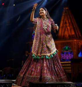 ชุดเลเฮนกา โจลี ดูปัตตา ผ้ามัสลินเนื้อหนา พิมพ์ลายดิจิทัลทันสมัย แห้งเร็ว สำหรับผู้หญิง สวยงาม เหมาะสำหรับงานแต่งงาน งานเฉลิมฉลองนาวราตรี และทุกโอกาส - Product Image 2