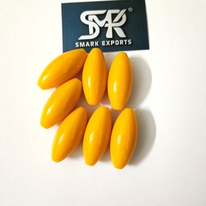 Perles ovales en résine écologique jaune vif pour la fabrication de bijoux et de colliers, finition lisse et brillante pour les travaux manuels de perlage - Product Image 1