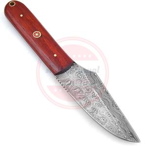 Couteau Damas à lame fixe fait main personnalisé pour la chasse et l'écorçage avec gaine en cuir couteaux pleine soie forgés à la main - Product Image 2