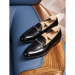 Chaussures décontractées en cuir à bout carré de style anglais pour hommes, chaussures de détente élégantes et antidérapantes - Product Image 5