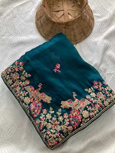 ผ้าส่าหรีชีฟองสีม่วงแบบดั้งเดิม หรูหรา ปักลาย ขอบตัดแต่ง ประดับตกแต่ง แห้งเร็ว ใส่ได้ทุกฤดู สำหรับงานปาร์ตี้ งานแต่งงาน - Product Image 4