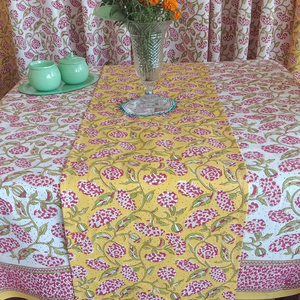 Hermoso camino de mesa de algodón con estampado Floral multicolor hecho a mano con estampado de bloques indios para eventos de boda decoración del hogar al aire libre - Product Image 1