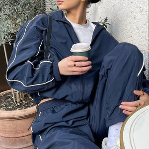 Ensemble de survêtement pour femme, veste coupe-vent imperméable à capuche et pantalon, streetwear, 2 pièces, sur mesure, fermeture éclair - Product Image 2