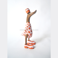 Figurine de canard en bambou écologique faite à la main avec couleur personnalisée et design artistique moderne pour cadeaux d'anniversaire et décoration intérieure