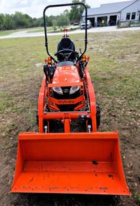 Tractor compacto Kubota L2501 2019, 25HP, motor diésel, tractor agrícola con cargador frontal en venta - Product Image 3