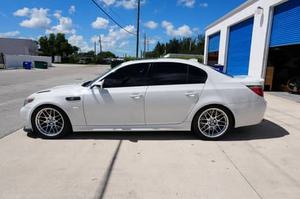 BMW M5 USADO 2006, Volante a la Izquierda/Derecha - Product Image 3