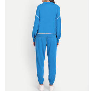 Conjunto de chándal de entrenamiento ajustado para mujer al mejor precio, ropa informal con logotipo personalizado y características de la temporada de invierno - Product Image 3