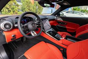 AMG GT 63 Coupé 2024, V8 Biturbo, Tracción en las Cuatro Ruedas, Interior Rojo Pimienta, Sin Modificar - Product Image 5