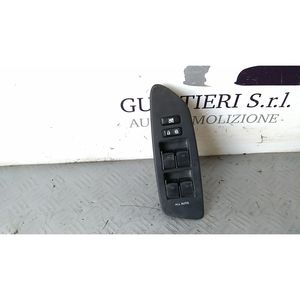 PANEL DE BOTONES DELANTERO IZQUIERDO TOYOTA Auris 2ª Serie 8404002080 (10>) - Product Image 1