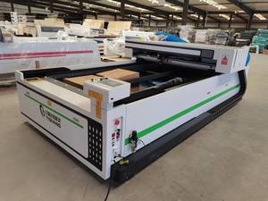 Machine de découpe laser CNC CO2 300W/500W/600W 2513, gravure et découpe haute vitesse <span class=keywords><strong>du</strong></span> bois épais, <span class=keywords><strong>du</strong></span> papier et des matériaux non métalliques, 3 axes, refroidissement par eau - Product Image 2