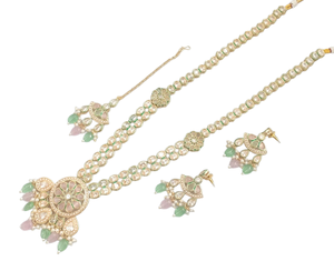 Diseño floral impresionante hecho a mano Zirconia cúbica moda indio largo joyería collar con pendiente y Mangtika conjunto para mujer - Product Image 1