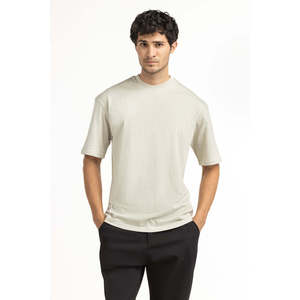 Camiseta de Manga Corta para Hombre, Corte Relajado, Cuello Redondo, Logotipo Frontal, Diseño Transpirable, 100% Algodón Jersey, Verano MN-TS-SS25-324 - Product Image 1