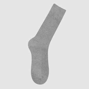Chaussettes en coton pour hommes - Chaussettes habillées classiques de qualité supérieure mi-mollet épaisses respirantes Chaussettes côtelées coréennes ODM - Couleur unie - Product Image 4