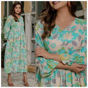 Collection Premium de vêtements décontractés imprimés Long Kurti Catalogue complet disponible Taux de gros Matériel rayonne - Product Image 4