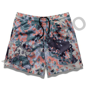 กางเกงขาสั้นกีฬาผ้าโพลีเอสเตอร์100% พิมพ์ลายสไตล์สตรีทตาข่ายระบายอากาศได้ดีดีไซน์แบบซับลิเมชันเต็มรูปแบบ - Product Image 3