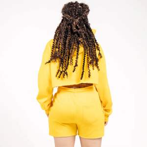 Ensemble haut et short en polaire pour femme-Parfait pour une tenue décontractée, se prélasser et rester confortable à l'intérieur - Product Image 5