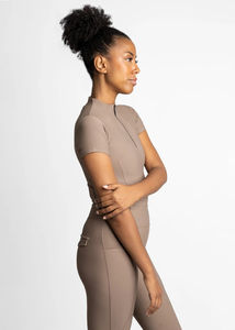 Chemise légère pour femmes pour la performance équestre, manches courtes, tissu respirant extensible, couche de base pour l'équitation, service OEM - Product Image 5