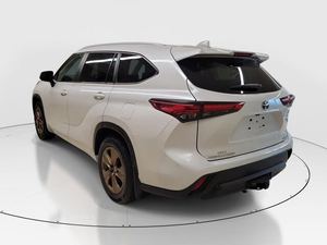 Nouveautés à prix réduits! Voiture SUV hybride d'occasion 2023 Highlander Bronze Editions AWD 2.5L CVT - Product Image 3