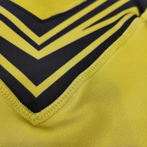 Vente en gros personnalisé de haute qualité pour le maillot de football en sergé attirail sergé conception haut de sport grande taille Option pour club de football - Product Image 3