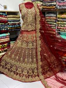 Elegante Lehenga nupcial paquistaní hecho a mano con Nakshi Dabka trabajo bordado pesado vestido de novia mejor precio al por mayor - Product Image 3