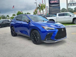 Lexus NX 350 2022 parfaitement utilisé - Product Image 3