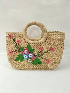 Conjunto elegante de dos bolsos de mano vintage Diseño abierto elegante Jacinto de agua hecho a mano Colección de moda ecológica - Product Image 6