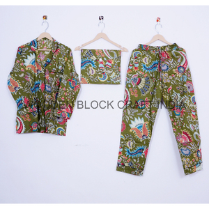 Conjunto de Pijama Ligero 100% Algodón Satinado con Estampado Floral, Transpirable, Suave y Acogedor, Diseño Indio, Ropa de Dormir de Verano para Mujer - Product Image 1